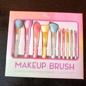 Prolux makeup brushes